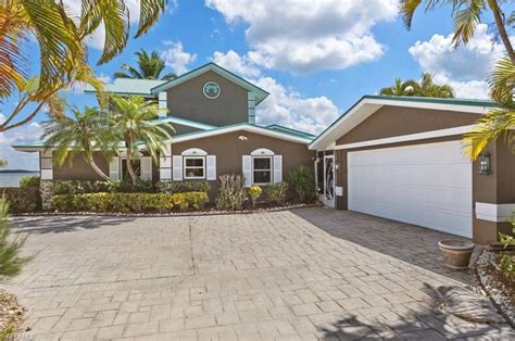 Keller Williams Fort Myers & The Islands serves the most stunning of destinations. . Realtorcom fort myers
